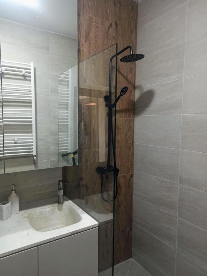 Stylish, Modern 2 Rooms Flat With City View, Near Presidential Palace Bucharest Exterior photo