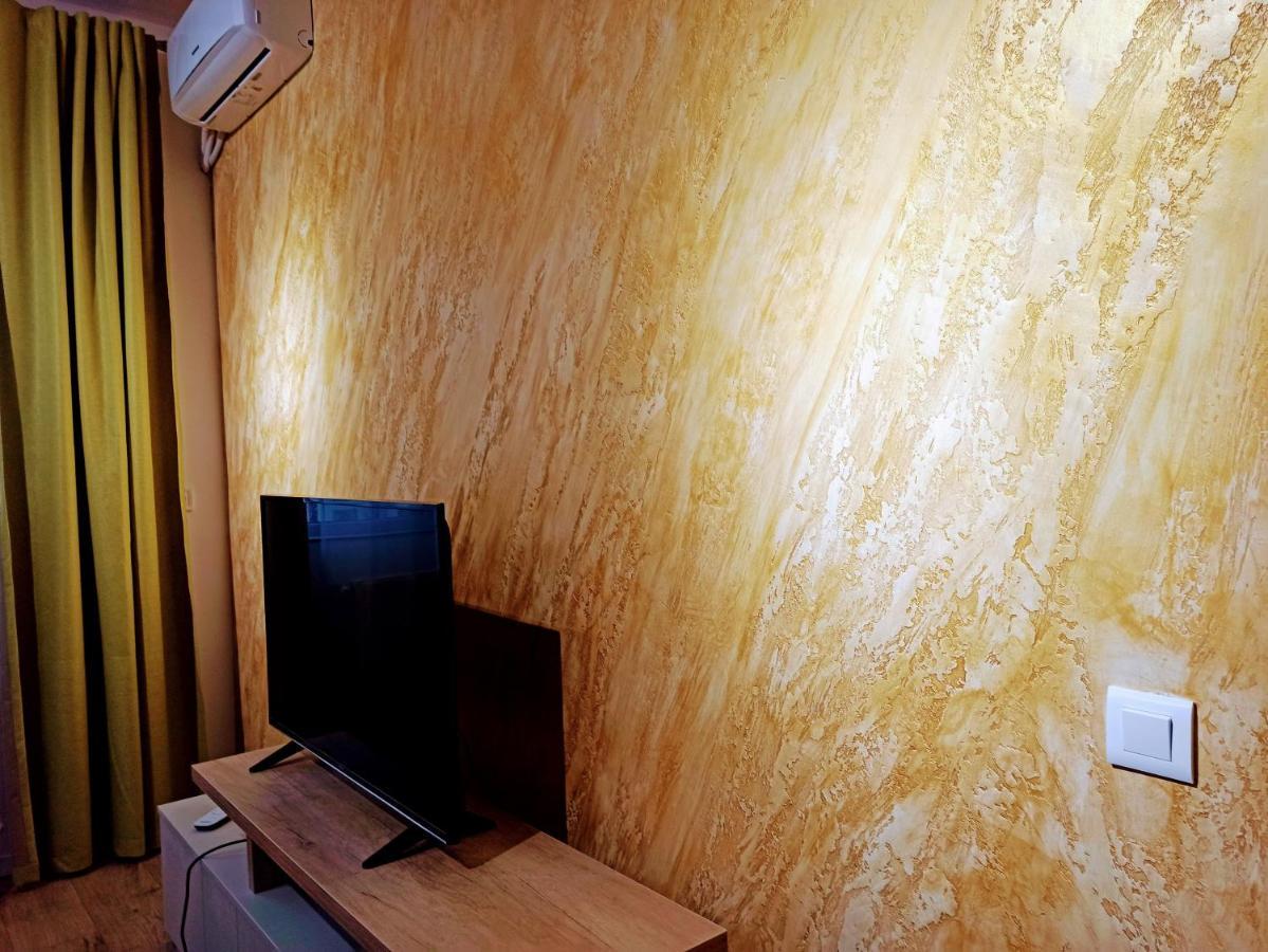 Stylish, Modern 2 Rooms Flat With City View, Near Presidential Palace Bucharest Exterior photo