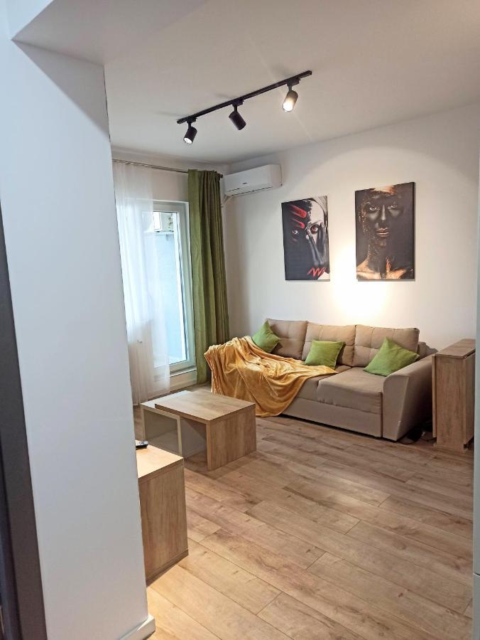 Stylish, Modern 2 Rooms Flat With City View, Near Presidential Palace Bucharest Exterior photo