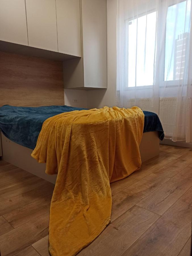 Stylish, Modern 2 Rooms Flat With City View, Near Presidential Palace Bucharest Exterior photo